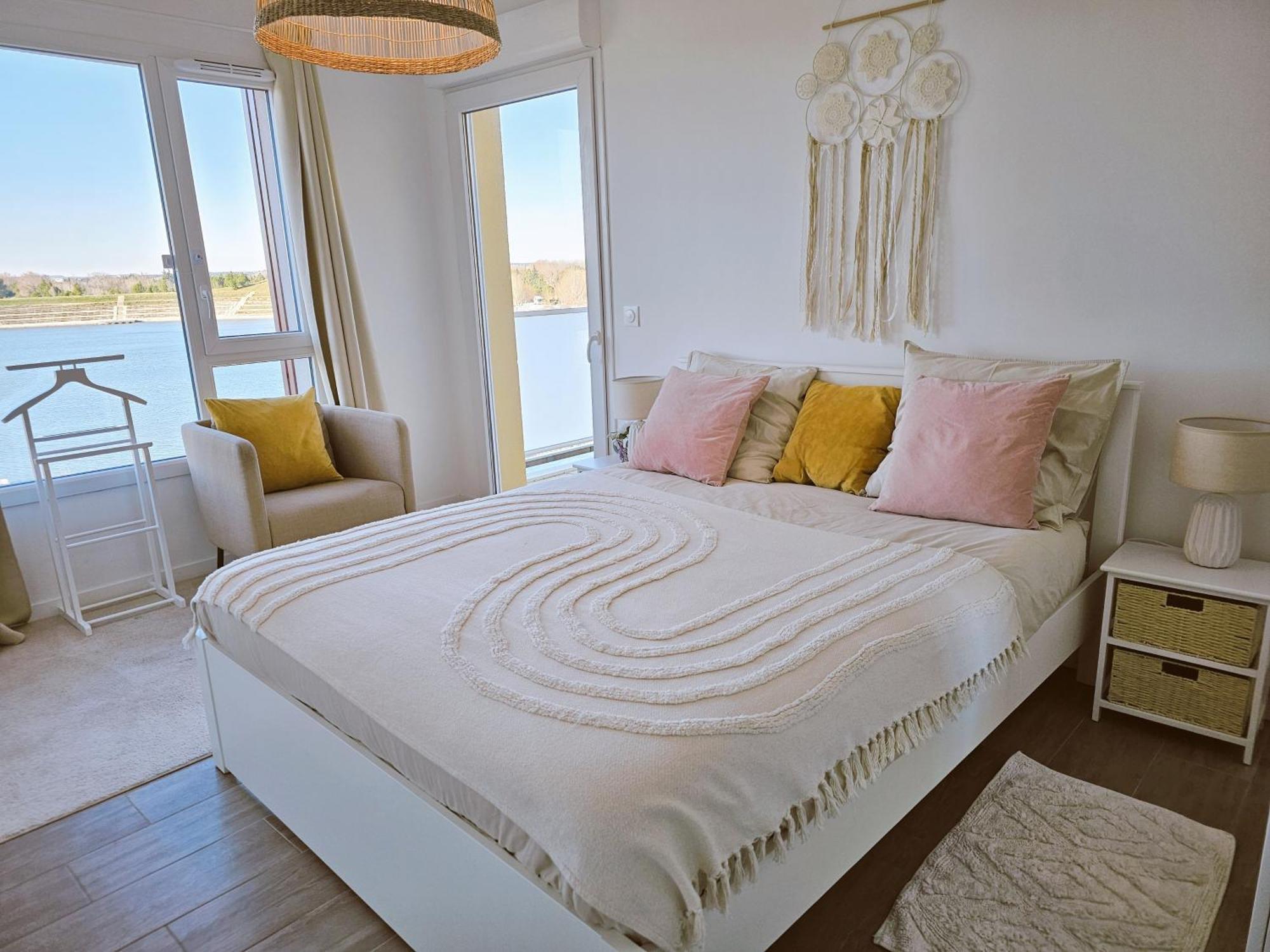 מונטה Lakeside Provence - Appartement Classe 4 Etoiles, Vue Sur Le Lac, Parking Sous-Sol, Double Clim מראה חיצוני תמונה