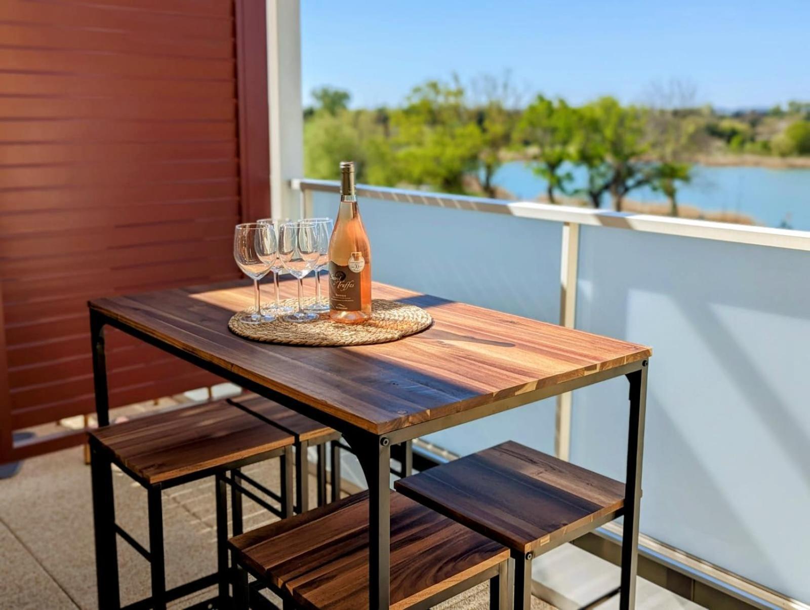 מונטה Lakeside Provence - Appartement Classe 4 Etoiles, Vue Sur Le Lac, Parking Sous-Sol, Double Clim מראה חיצוני תמונה