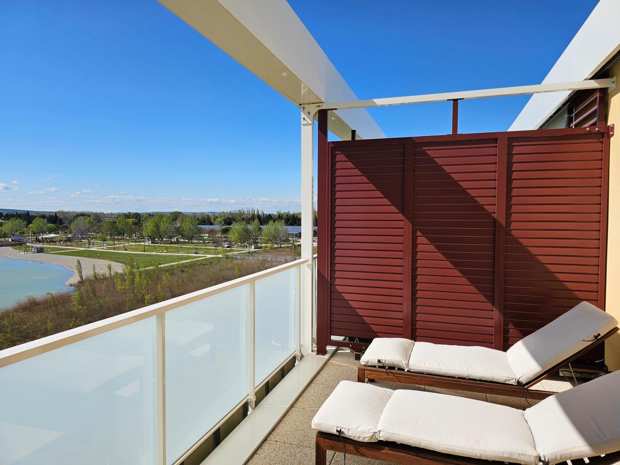 מונטה Lakeside Provence - Appartement Classe 4 Etoiles, Vue Sur Le Lac, Parking Sous-Sol, Double Clim מראה חיצוני תמונה
